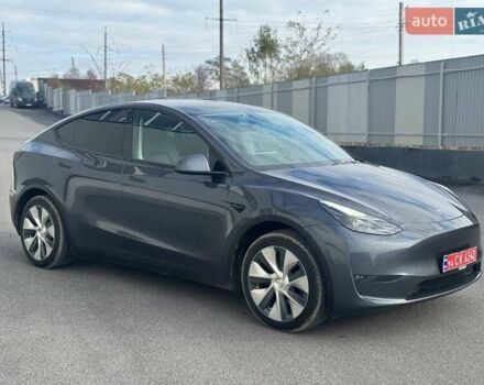 Серый Тесла Model Y, объемом двигателя 0 л и пробегом 110 тыс. км за 22000 $, фото 5 на Automoto.ua