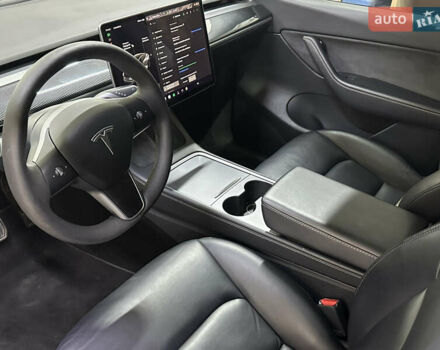 Серый Тесла Model Y, объемом двигателя 0 л и пробегом 110 тыс. км за 23700 $, фото 11 на Automoto.ua