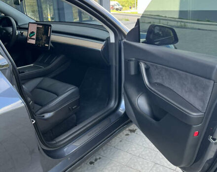 Серый Тесла Model Y, объемом двигателя 0 л и пробегом 57 тыс. км за 23300 $, фото 8 на Automoto.ua