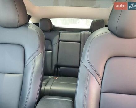 Сірий Тесла Model Y, об'ємом двигуна 0 л та пробігом 99 тис. км за 18900 $, фото 6 на Automoto.ua