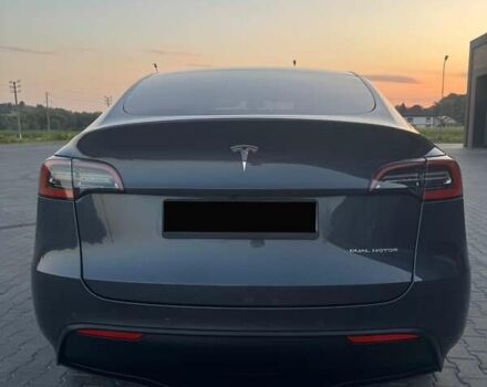 Серый Тесла Model Y, объемом двигателя 0 л и пробегом 28 тыс. км за 24500 $, фото 1 на Automoto.ua