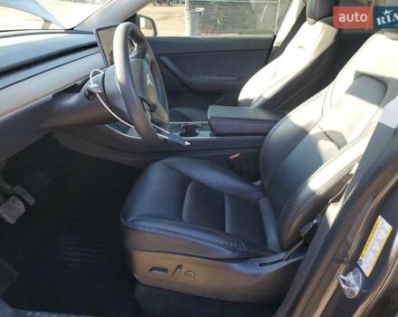Серый Тесла Model Y, объемом двигателя 0 л и пробегом 173 тыс. км за 9100 $, фото 7 на Automoto.ua