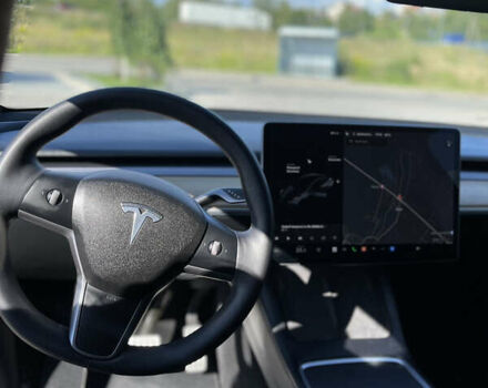 Серый Тесла Model Y, объемом двигателя 0 л и пробегом 69 тыс. км за 24100 $, фото 20 на Automoto.ua
