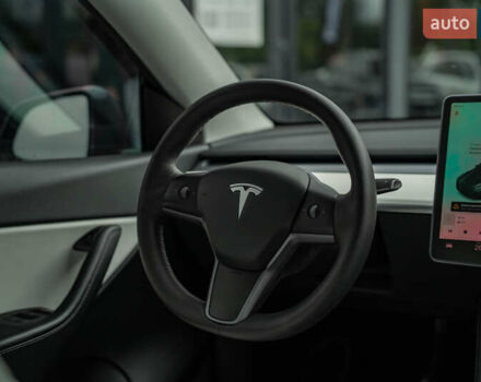 Серый Тесла Model Y, объемом двигателя 0 л и пробегом 122 тыс. км за 25400 $, фото 22 на Automoto.ua