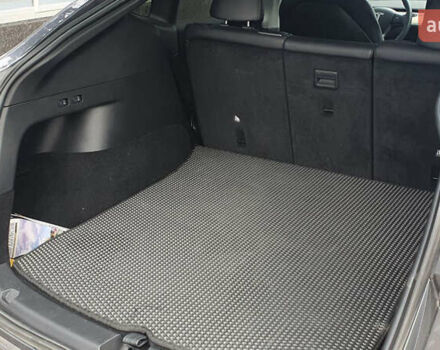 Тесла Model Y 2021 в Киеве на Automoto.ua Серый Тесла Model Y, объемом двигателя 0 л и пробегом 84 тыс. км за 27900 $, фото 28 на Automoto.ua