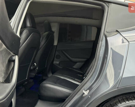 Серый Тесла Model Y, объемом двигателя 0 л и пробегом 138 тыс. км за 20200 $, фото 37 на Automoto.ua