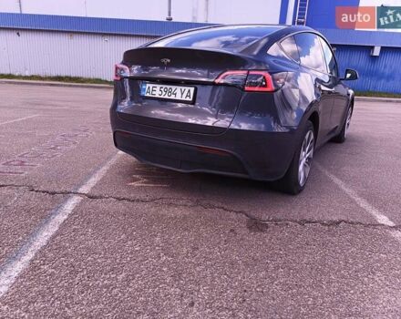 Серый Тесла Model Y, объемом двигателя 0 л и пробегом 80 тыс. км за 25000 $, фото 4 на Automoto.ua
