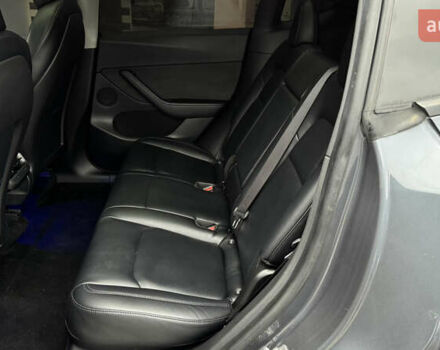 Серый Тесла Model Y, объемом двигателя 0 л и пробегом 138 тыс. км за 20200 $, фото 36 на Automoto.ua