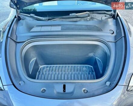 Тесла Model Y 2021 у Чернігові на Automoto.ua Сірий Тесла Model Y, об'ємом двигуна 0 л та пробігом 31 тис. км за 8000 $, фото 6 на Automoto.ua