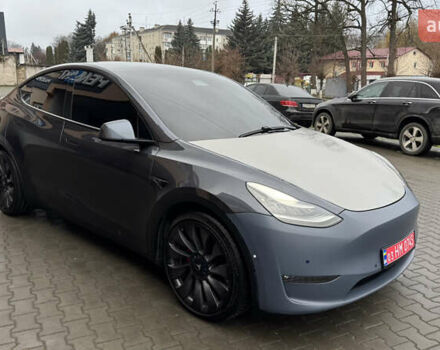Серый Тесла Model Y, объемом двигателя 0 л и пробегом 138 тыс. км за 20200 $, фото 6 на Automoto.ua