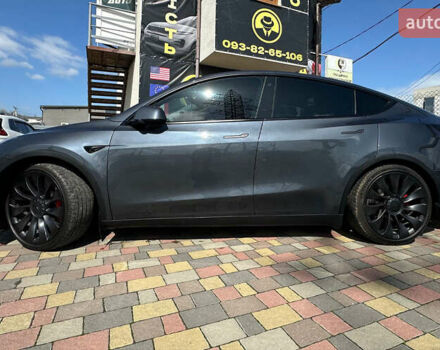 Сірий Тесла Model Y, об'ємом двигуна 0 л та пробігом 68 тис. км за 25500 $, фото 3 на Automoto.ua