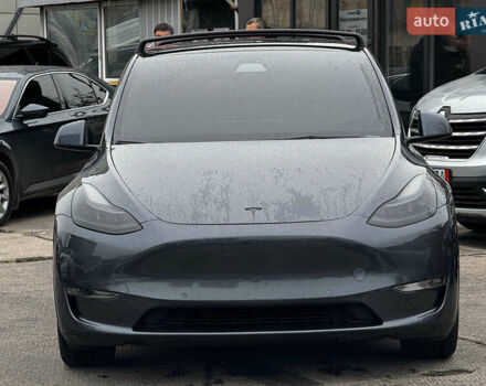 Серый Тесла Model Y, объемом двигателя 0 л и пробегом 98 тыс. км за 29490 $, фото 1 на Automoto.ua