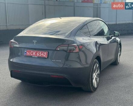 Серый Тесла Model Y, объемом двигателя 0 л и пробегом 110 тыс. км за 22000 $, фото 4 на Automoto.ua