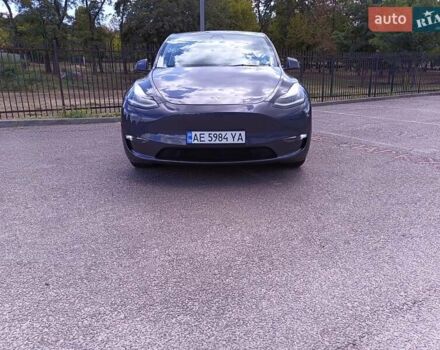 Серый Тесла Model Y, объемом двигателя 0 л и пробегом 80 тыс. км за 25000 $, фото 1 на Automoto.ua