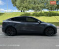 Серый Тесла Model Y, объемом двигателя 0 л и пробегом 42 тыс. км за 29900 $, фото 5 на Automoto.ua