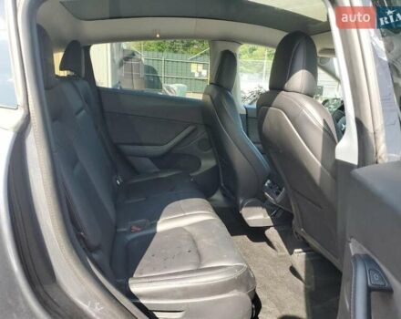Серый Тесла Model Y, объемом двигателя 0 л и пробегом 81 тыс. км за 17500 $, фото 10 на Automoto.ua