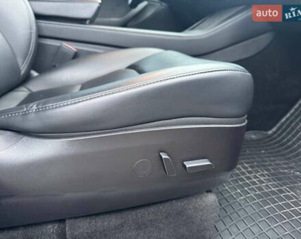 Серый Тесла Model Y, объемом двигателя 0 л и пробегом 107 тыс. км за 23999 $, фото 36 на Automoto.ua