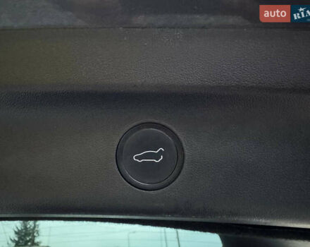 Серый Тесла Model Y, объемом двигателя 0 л и пробегом 107 тыс. км за 23999 $, фото 45 на Automoto.ua