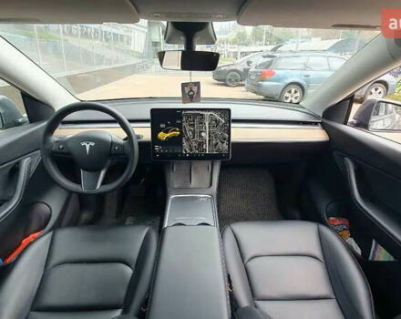 Серый Тесла Model Y, объемом двигателя 0 л и пробегом 84 тыс. км за 24999 $, фото 30 на Automoto.ua