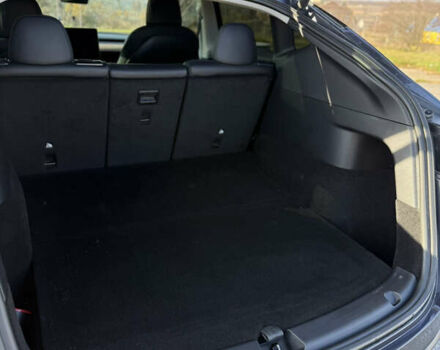 Серый Тесла Model Y, объемом двигателя 0 л и пробегом 44 тыс. км за 26000 $, фото 28 на Automoto.ua