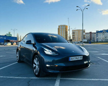 Серый Тесла Model Y, объемом двигателя 0 л и пробегом 100 тыс. км за 26000 $, фото 1 на Automoto.ua