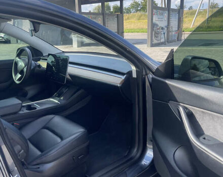 Серый Тесла Model Y, объемом двигателя 0 л и пробегом 69 тыс. км за 24100 $, фото 14 на Automoto.ua