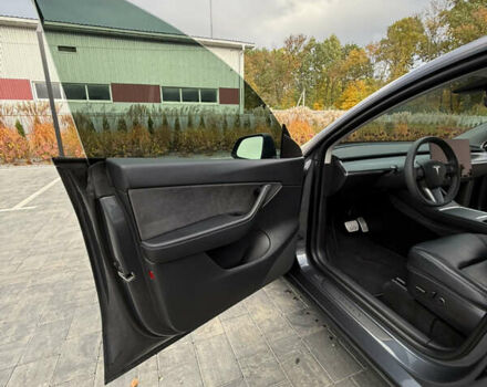 Сірий Тесла Model Y, об'ємом двигуна 0 л та пробігом 110 тис. км за 30000 $, фото 10 на Automoto.ua