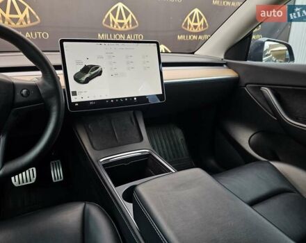 Серый Тесла Model Y, объемом двигателя 0 л и пробегом 97 тыс. км за 25300 $, фото 18 на Automoto.ua