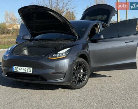 Серый Тесла Model Y, объемом двигателя 0 л и пробегом 44 тыс. км за 26000 $, фото 23 на Automoto.ua