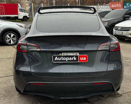 Серый Тесла Model Y, объемом двигателя 0 л и пробегом 98 тыс. км за 29490 $, фото 4 на Automoto.ua