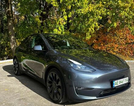 Тесла Model Y 2021 в Каменское - Днепродзержинск на Automoto.ua Серый Тесла Model Y, объемом двигателя 0 л и пробегом 62 тыс. км за 29000 $, фото 2 на Automoto.ua