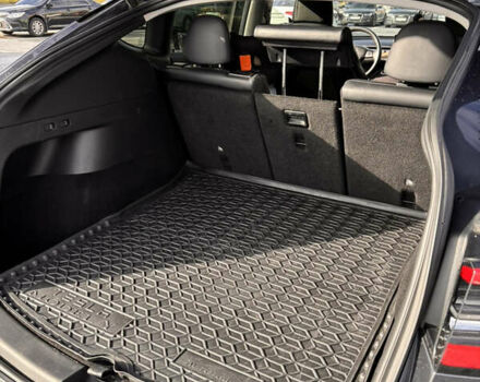 Тесла Model Y 2021 в Львове на Automoto.ua Серый Тесла Model Y, объемом двигателя 0 л и пробегом 135 тыс. км за 19300 $, фото 14 на Automoto.ua