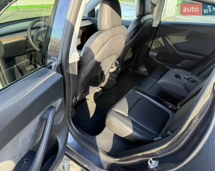 Серый Тесла Model Y, объемом двигателя 0 л и пробегом 51 тыс. км за 24000 $, фото 8 на Automoto.ua