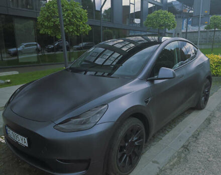 Серый Тесла Model Y, объемом двигателя 0 л и пробегом 45 тыс. км за 27000 $, фото 1 на Automoto.ua