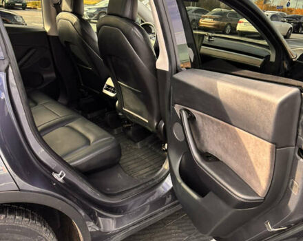 Тесла Model Y 2021 в Львове на Automoto.ua Серый Тесла Model Y, объемом двигателя 0 л и пробегом 135 тыс. км за 19300 $, фото 10 на Automoto.ua