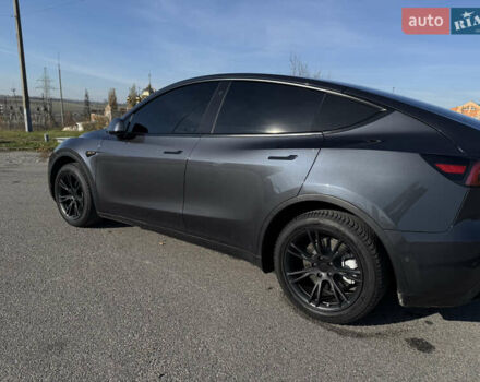 Серый Тесла Model Y, объемом двигателя 0 л и пробегом 44 тыс. км за 26000 $, фото 9 на Automoto.ua