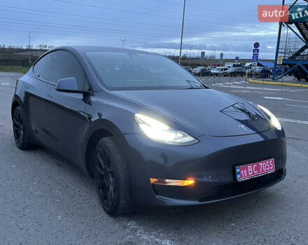 Серый Тесла Model Y, объемом двигателя 0 л и пробегом 110 тыс. км за 23700 $, фото 1 на Automoto.ua