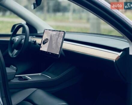 Серый Тесла Model Y, объемом двигателя 0 л и пробегом 92 тыс. км за 24499 $, фото 9 на Automoto.ua