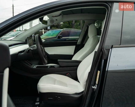 Серый Тесла Model Y, объемом двигателя 0 л и пробегом 122 тыс. км за 25400 $, фото 17 на Automoto.ua