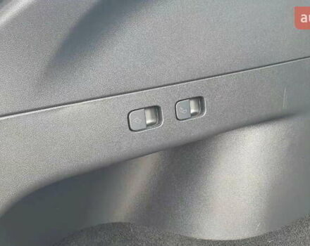 Серый Тесла Model Y, объемом двигателя 0 л и пробегом 84 тыс. км за 24999 $, фото 19 на Automoto.ua