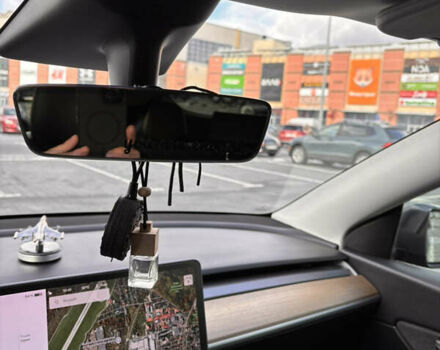 Тесла Model Y 2021 в Львове на Automoto.ua Серый Тесла Model Y, объемом двигателя 0 л и пробегом 135 тыс. км за 19300 $, фото 21 на Automoto.ua