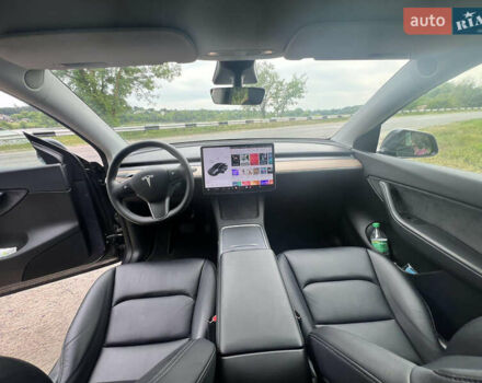 Серый Тесла Model Y, объемом двигателя 0 л и пробегом 61 тыс. км за 29000 $, фото 7 на Automoto.ua