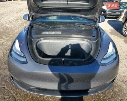 Серый Тесла Model Y, объемом двигателя 0 л и пробегом 173 тыс. км за 9100 $, фото 10 на Automoto.ua