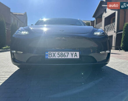 Сірий Тесла Model Y, об'ємом двигуна 0 л та пробігом 97 тис. км за 23900 $, фото 3 на Automoto.ua