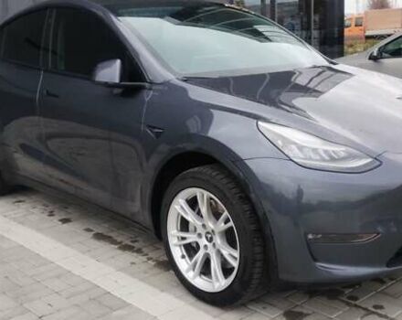 Серый Тесла Model Y, объемом двигателя 0 л и пробегом 178 тыс. км за 21000 $, фото 2 на Automoto.ua