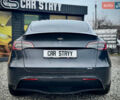 Серый Тесла Model Y, объемом двигателя 0 л и пробегом 107 тыс. км за 23999 $, фото 29 на Automoto.ua