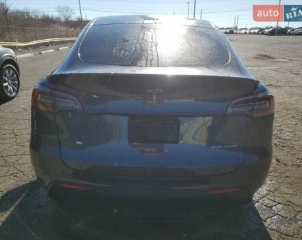 Серый Тесла Model Y, объемом двигателя 0 л и пробегом 173 тыс. км за 9100 $, фото 5 на Automoto.ua
