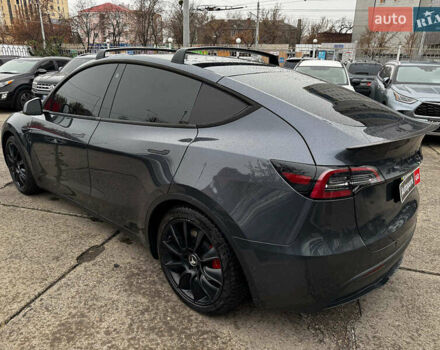 Серый Тесла Model Y, объемом двигателя 0 л и пробегом 98 тыс. км за 29490 $, фото 3 на Automoto.ua