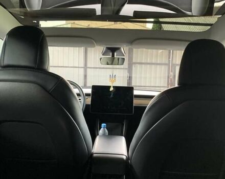Серый Тесла Model Y, объемом двигателя 0 л и пробегом 90 тыс. км за 22000 $, фото 7 на Automoto.ua
