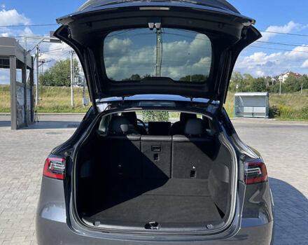 Серый Тесла Model Y, объемом двигателя 0 л и пробегом 69 тыс. км за 24100 $, фото 23 на Automoto.ua